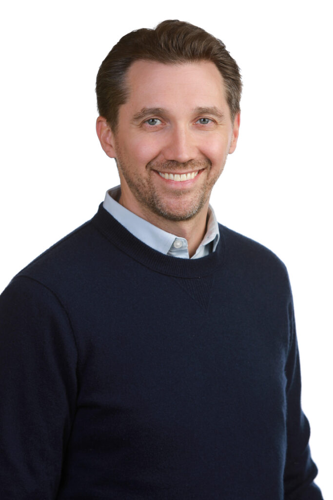 Scott Hennig